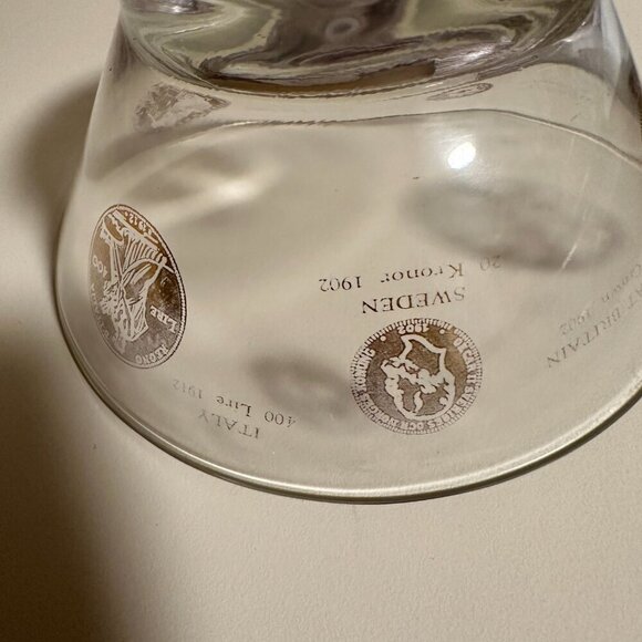 Clear Glass Bowl with Gold Accents - Picture 8 of 16